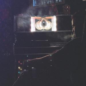 can't love her (feat. Baby Marky) (Explicit)