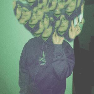 SKATEBOARD FREDDY(feat. ian in the water) (Explicit)