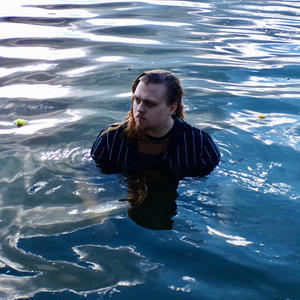 desires (feat. Aaliyxh) (Explicit)