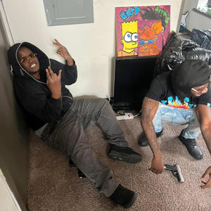 -Spender Call My Phone (feat. AyooLii) (Explicit)