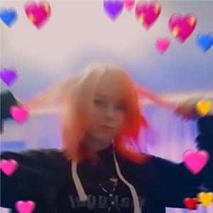 *+ i met a girl on discord and i rly like her +*