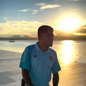 GIN & BLUE (feat. Dg do estrela, Mc Victin tr & Dj Davi do SB)