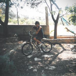 Καλοκαιρινά Αγόρια (feat. Kalliopi Mitropoulou)