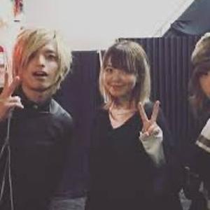 2piece p me (Explicit)