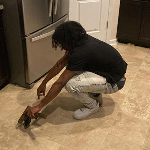 skale it up (feat. rolexmelll) (Explicit)