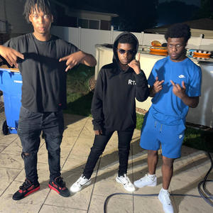 Runnin (feat. NoG TreyGlizz) (Explicit)