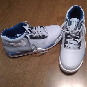 In a bad crowd (Explicit)