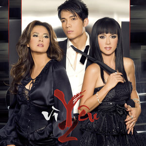 Khoc Tren Vai Anh