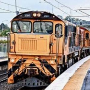 Traino/Satchel (Explicit)