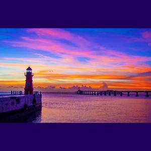 黄昏之时 (钢琴纯音乐)