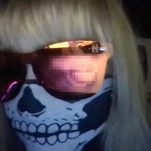 Drama Girl (Explicit)