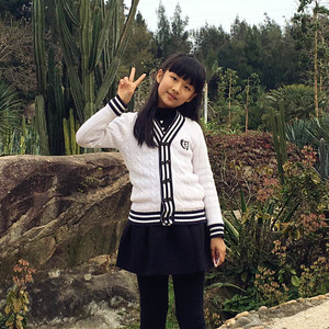 清凌凌的水蓝莹莹的天