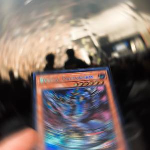 Apoko Si Muy Postpunk (feat. G-flag)