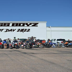 Springs Boyz (Explicit)