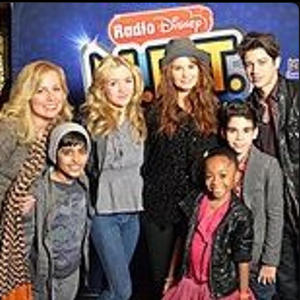 Ujust plotting (feat. ynxxet) (Explicit)