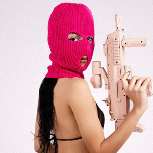 MTG - VAI FUDER DENTRO DO CARRO R0UB4DO (Explicit)