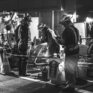 어른 (Feat.z4vwm(잡음))