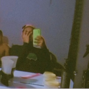 Escutando Wiu (Explicit)