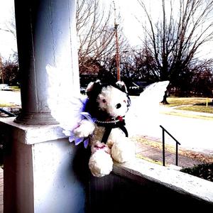 Zoning Out(feat. Yung Chevy) (Explicit)