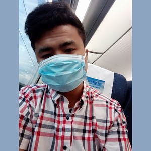 爱上一个女网管