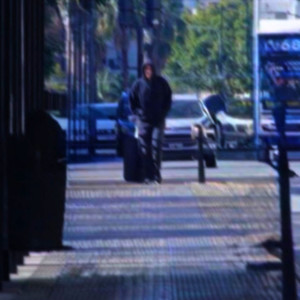 Atado al suelo (feat. Zohar)