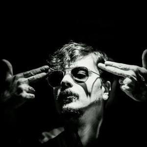 Dünya Gül Bana(feat. No.1) (Explicit)