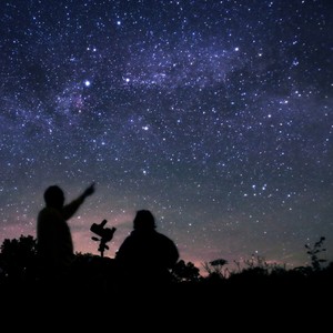 Thief in The Night(feat. E.M.C. Spellbinder Reggae, One Truly Inspired Soul & Hevybeats) (Explicit)