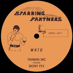 Taiwan MC Meets Bony Fly