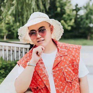 一路追寻最新版伴奏