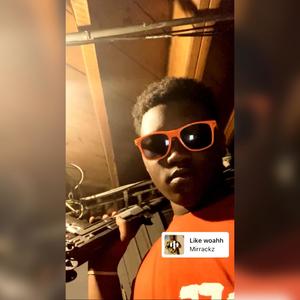 Mirrackz (Gramz (Prod by hunchopunchthatshitin) (Explicit)