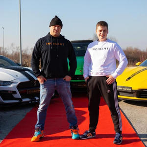 Crveni tepih (Explicit)