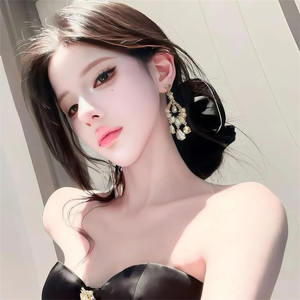 依旧权威硬曲封面