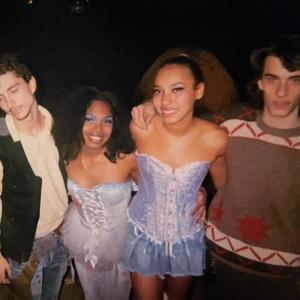 mangos taste like flowers (Explicit)