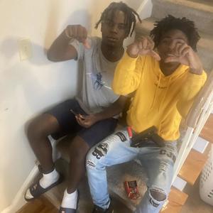 Influnced (FreeZZ) (feat. ZZ) (Explicit)