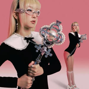 FIRST CLASS (feat. Tre Milano) (Explicit)