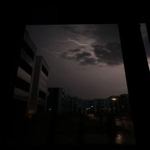 Hors de la Terre (Explicit)