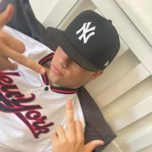 LETTO (feat. 4caro) (Explicit)