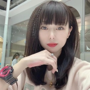 倾城 