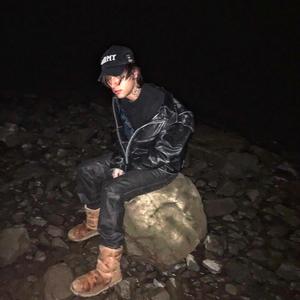 nike tec (feat. Joeyy & Marlon DuBois) (Explicit)