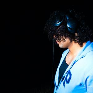 KEEP ON PLAYING (Explicit)