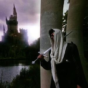 LA TERRE EST GRISE (Explicit)