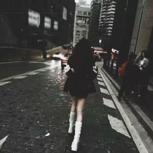 一个人可以坚强的像座山