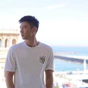 他一定很爱你【抖音版】 (翻自 阿杜)