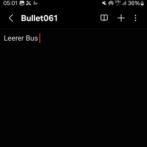 Leerer Bus