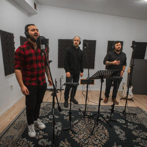 Ariel (feat. El Alemán)