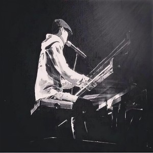 爱在 Love is（sp. ver ft.Eddie）