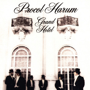 Toujour L'amour (Live from the Jubilee Auditorium, Canada)