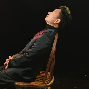 你是我走不出的明月