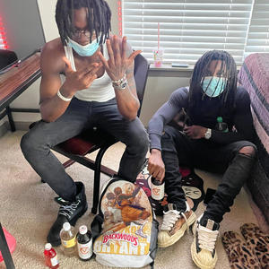 Raw (feat. ayegeneral) (Explicit)