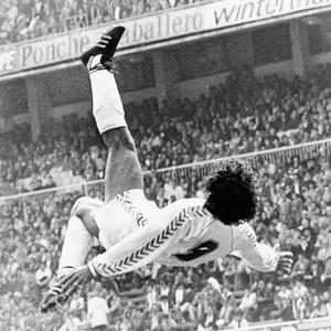 Hugo Sánchez (feat. KILLINGME BEATS) (Explicit)